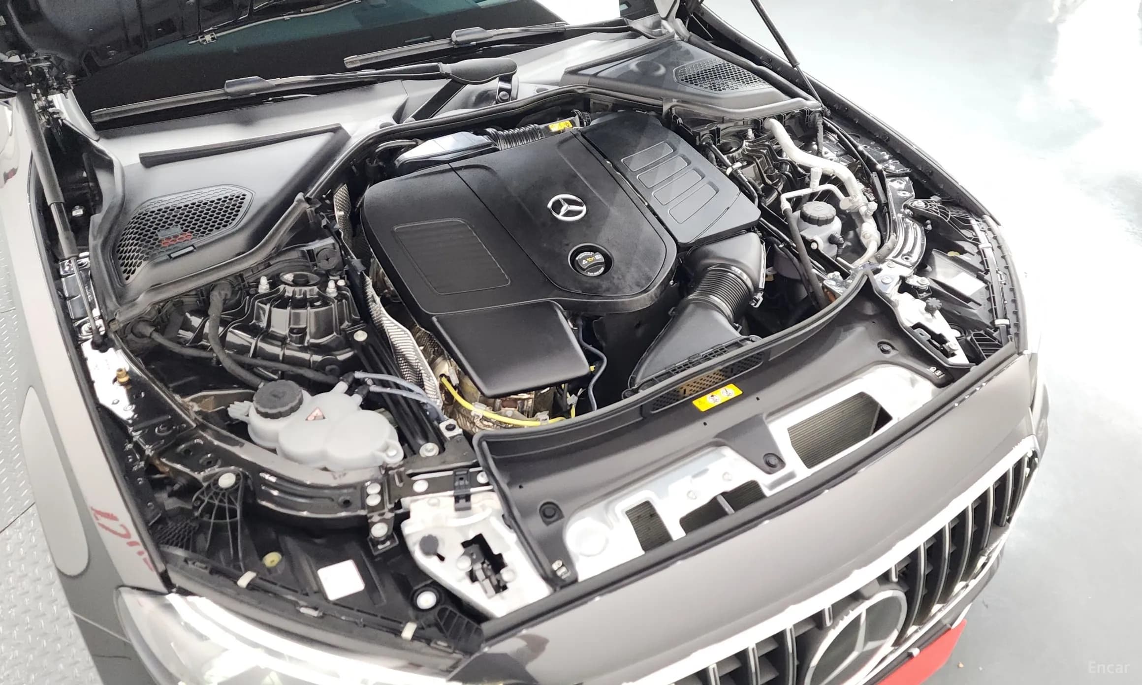E-Class W214