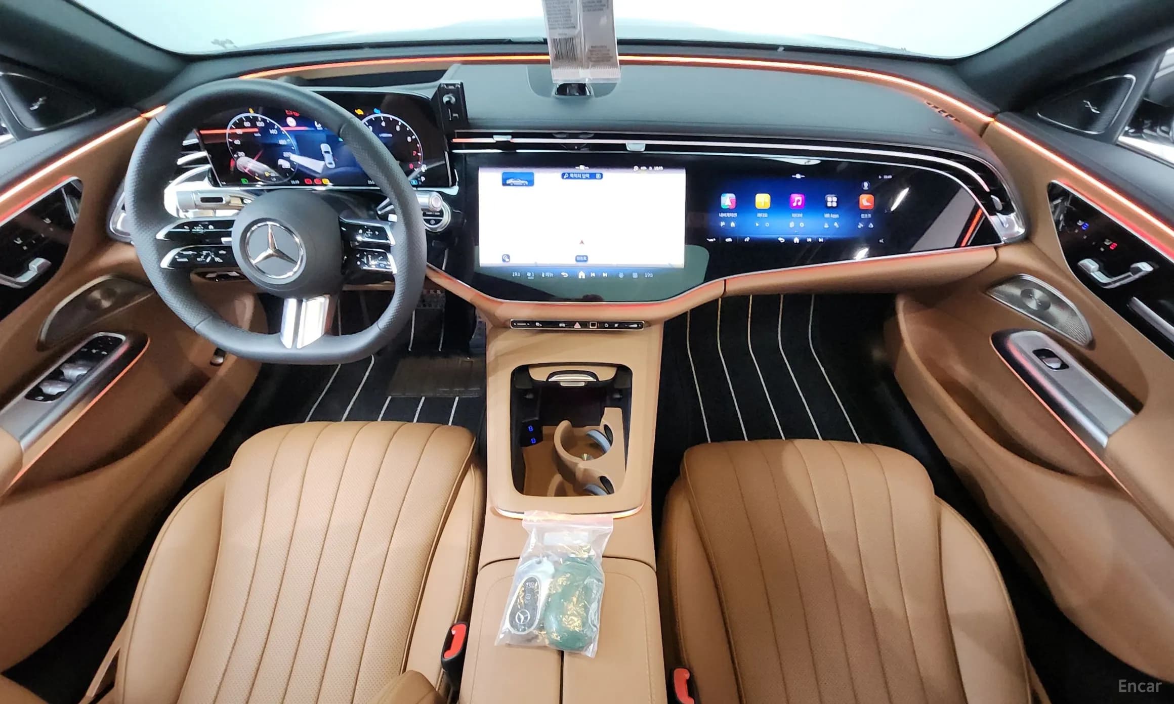 E-Class W214
