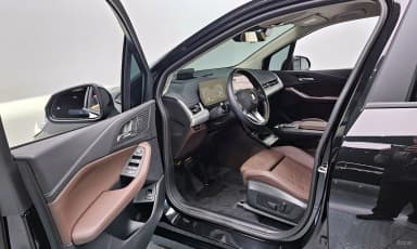 2 Series Active Tourer (U06)