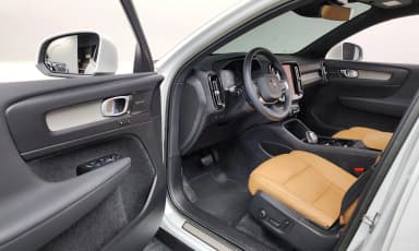 XC40