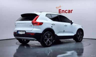 XC40