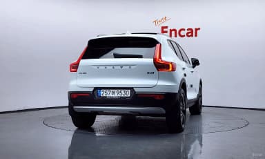 XC40