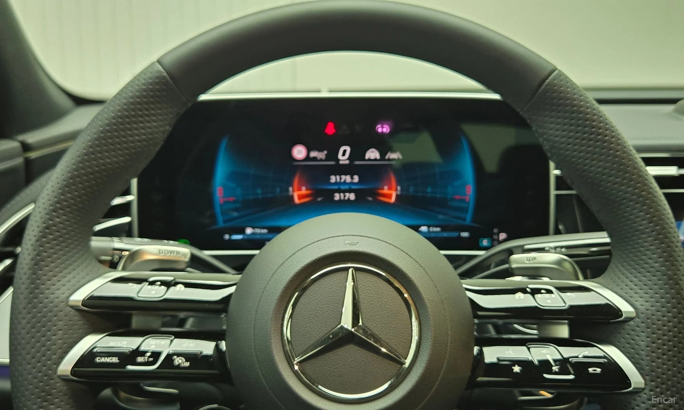 E-Class W214