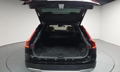V90 Cross Country