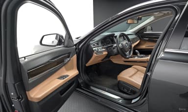 7 Series (F01)