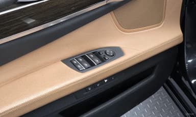 7 Series (F01)