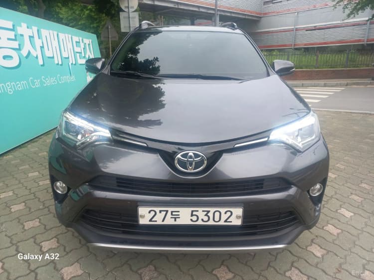 RAV4