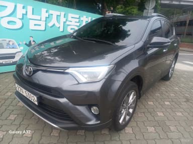 RAV4
