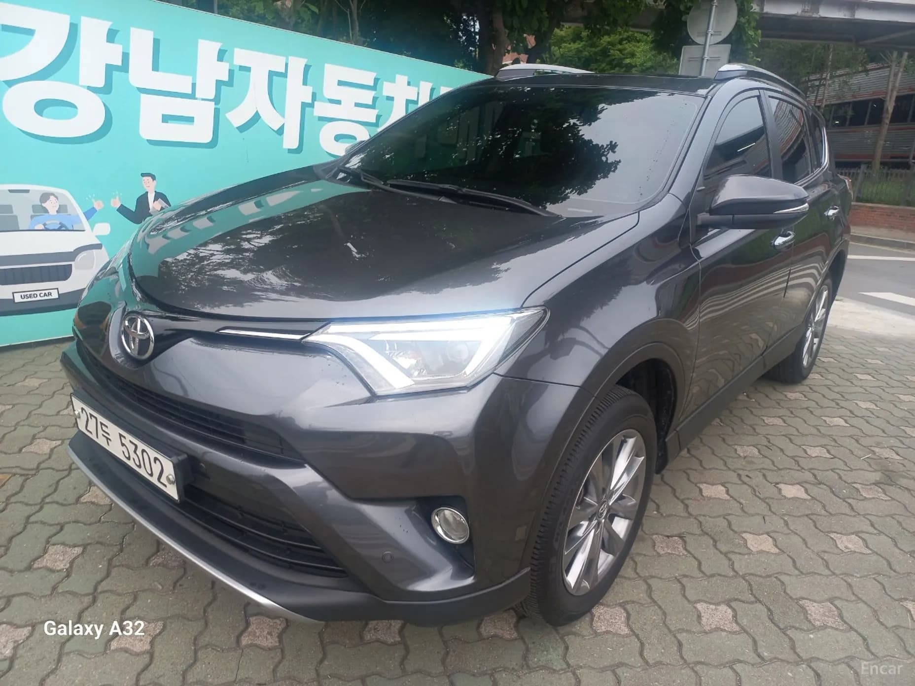 RAV4
