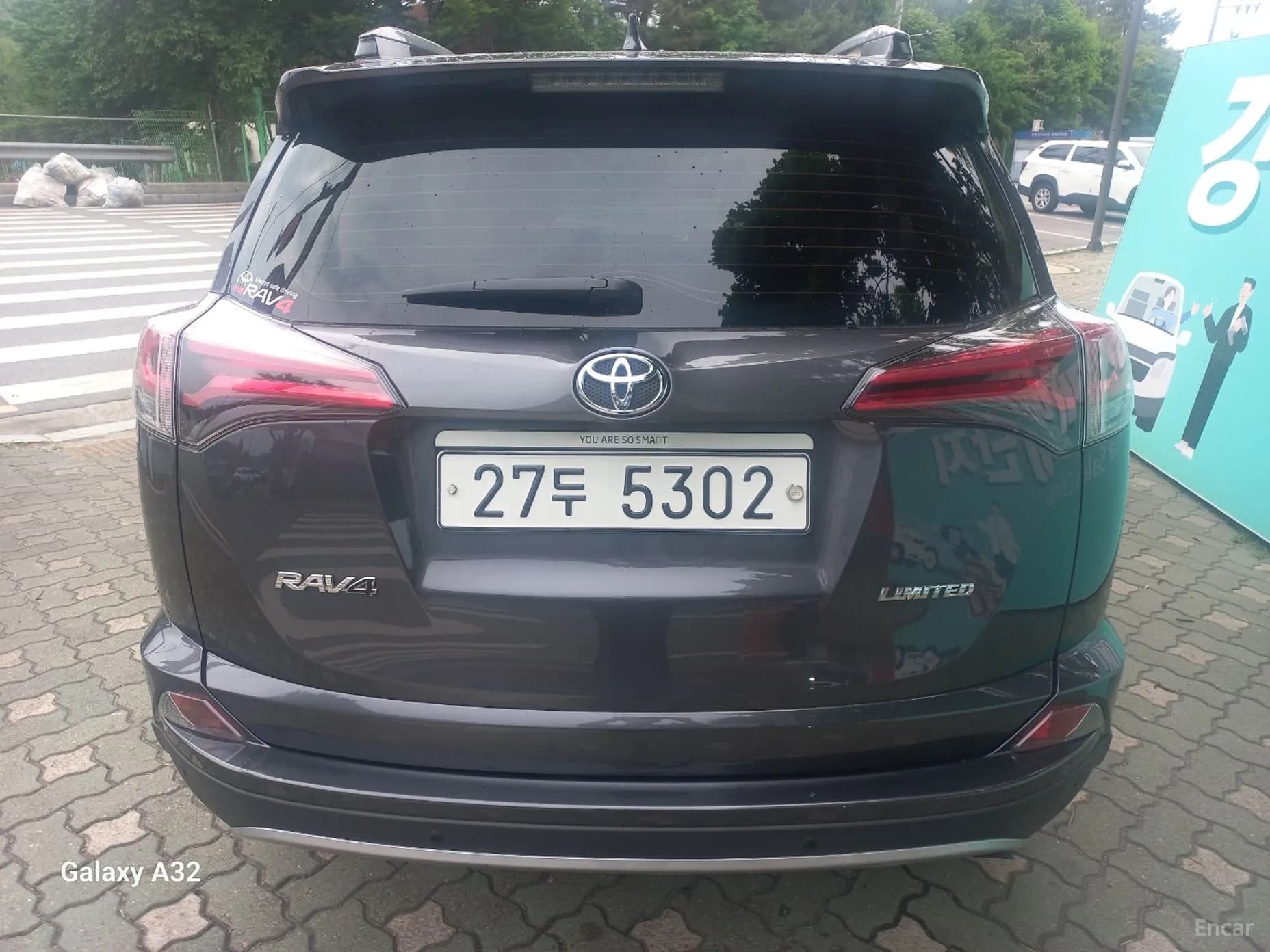 RAV4