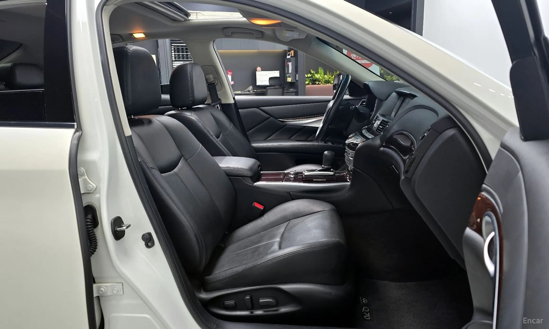 Q70