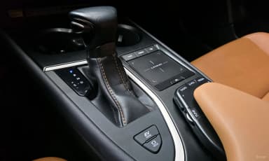 UX250h