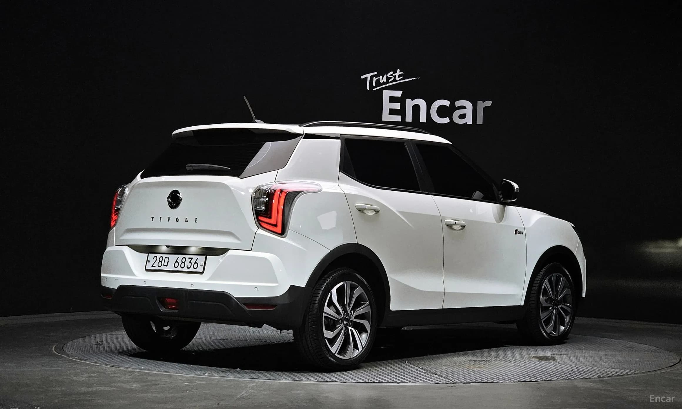 Berry New Tivoli