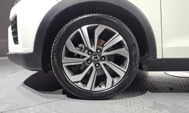 Berry New Tivoli