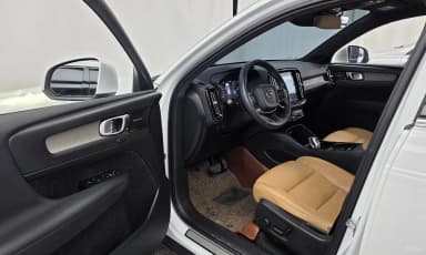 XC40