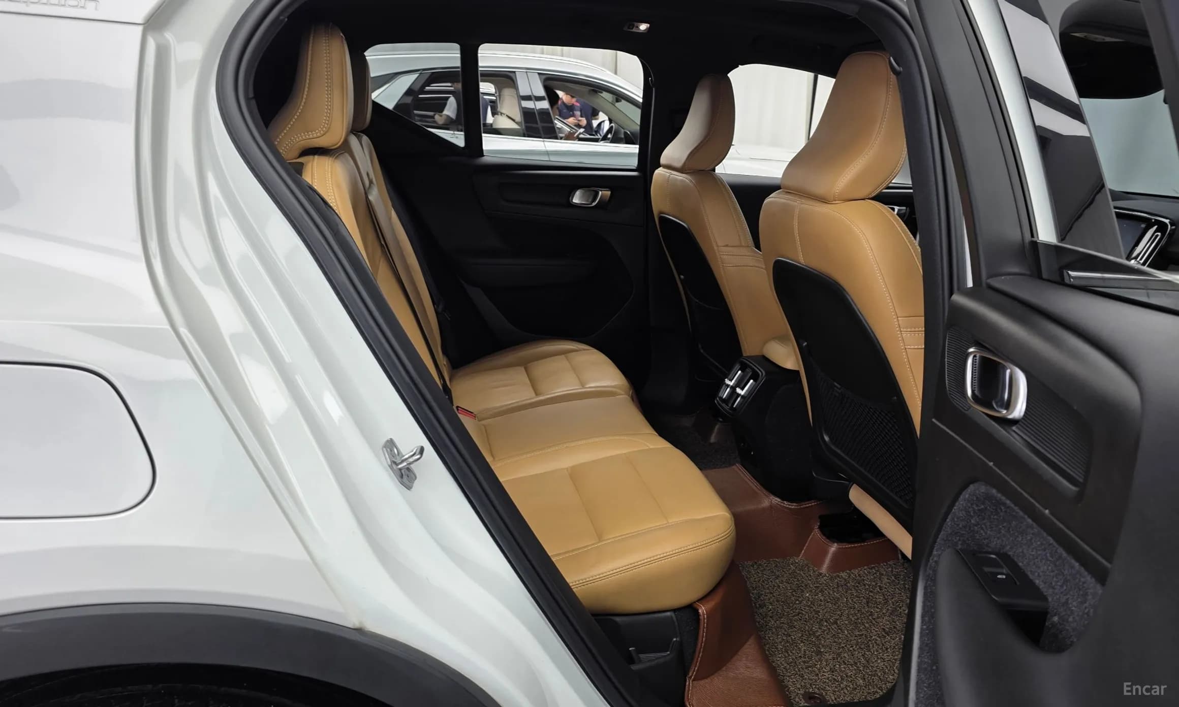 XC40