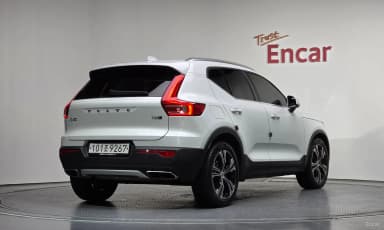 XC40