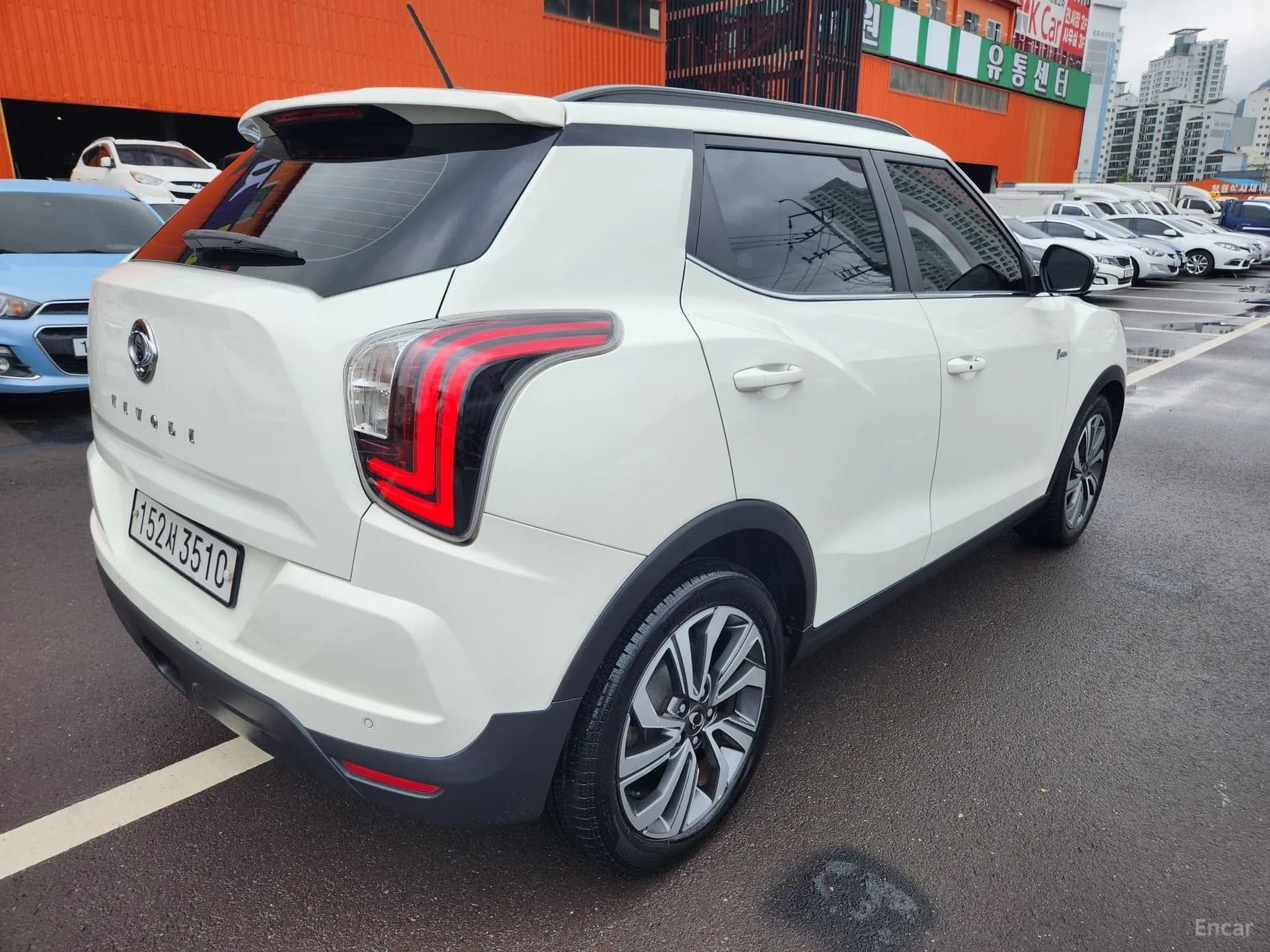 Berry New Tivoli