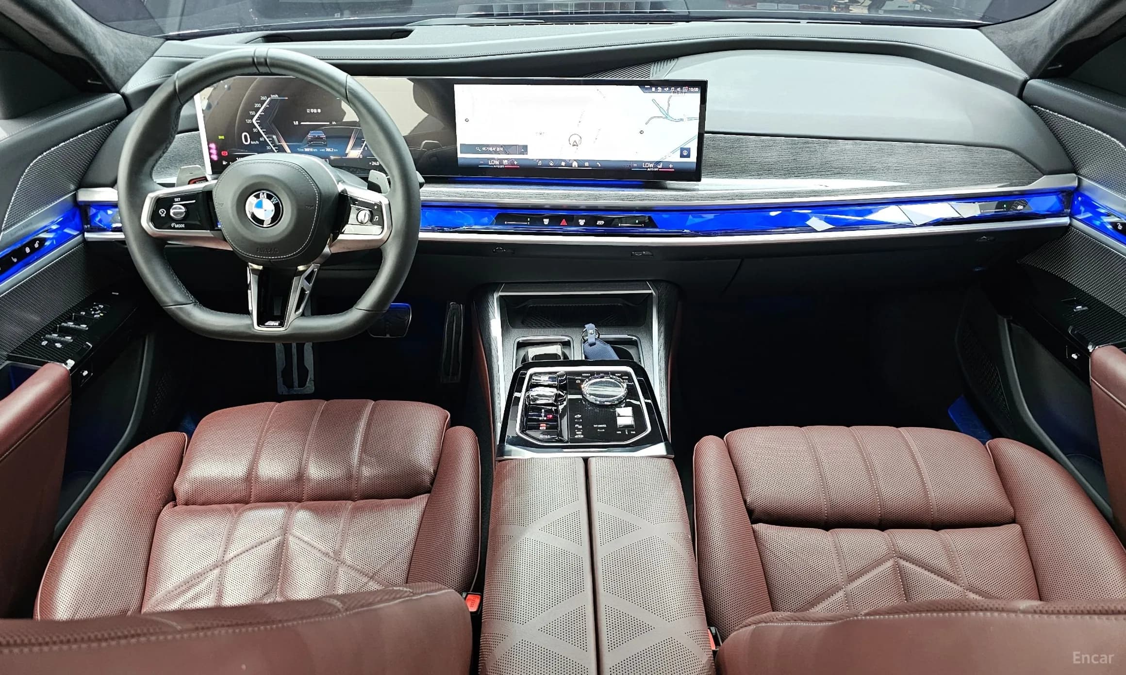 7 Series (G70)