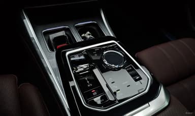 7 Series (G70)