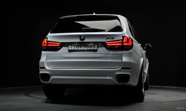 X5 (F15)