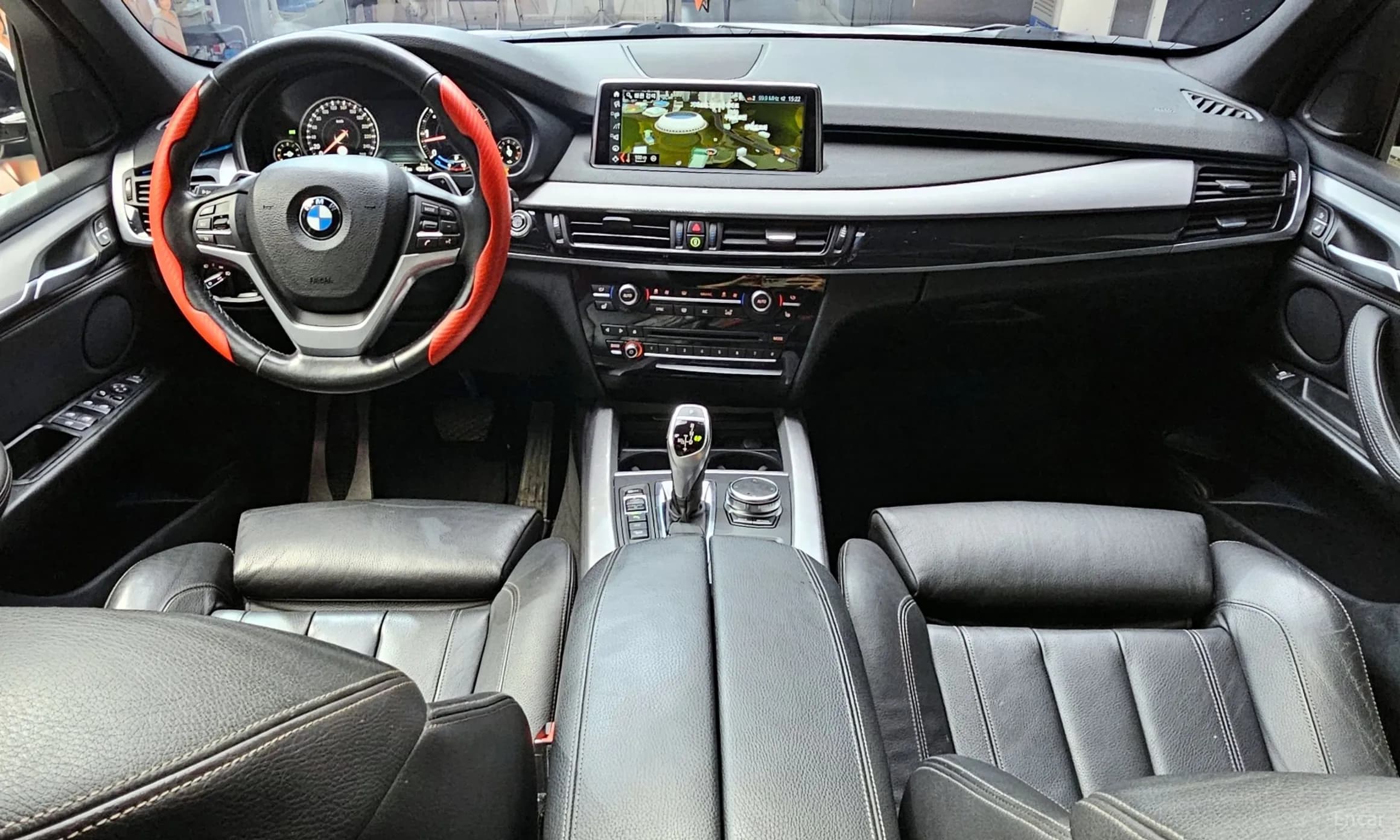 X5 (F15)