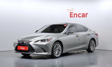 ES300h 7th Generation