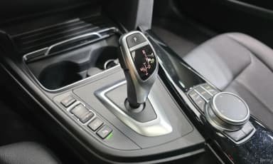 Series 4 (F32)