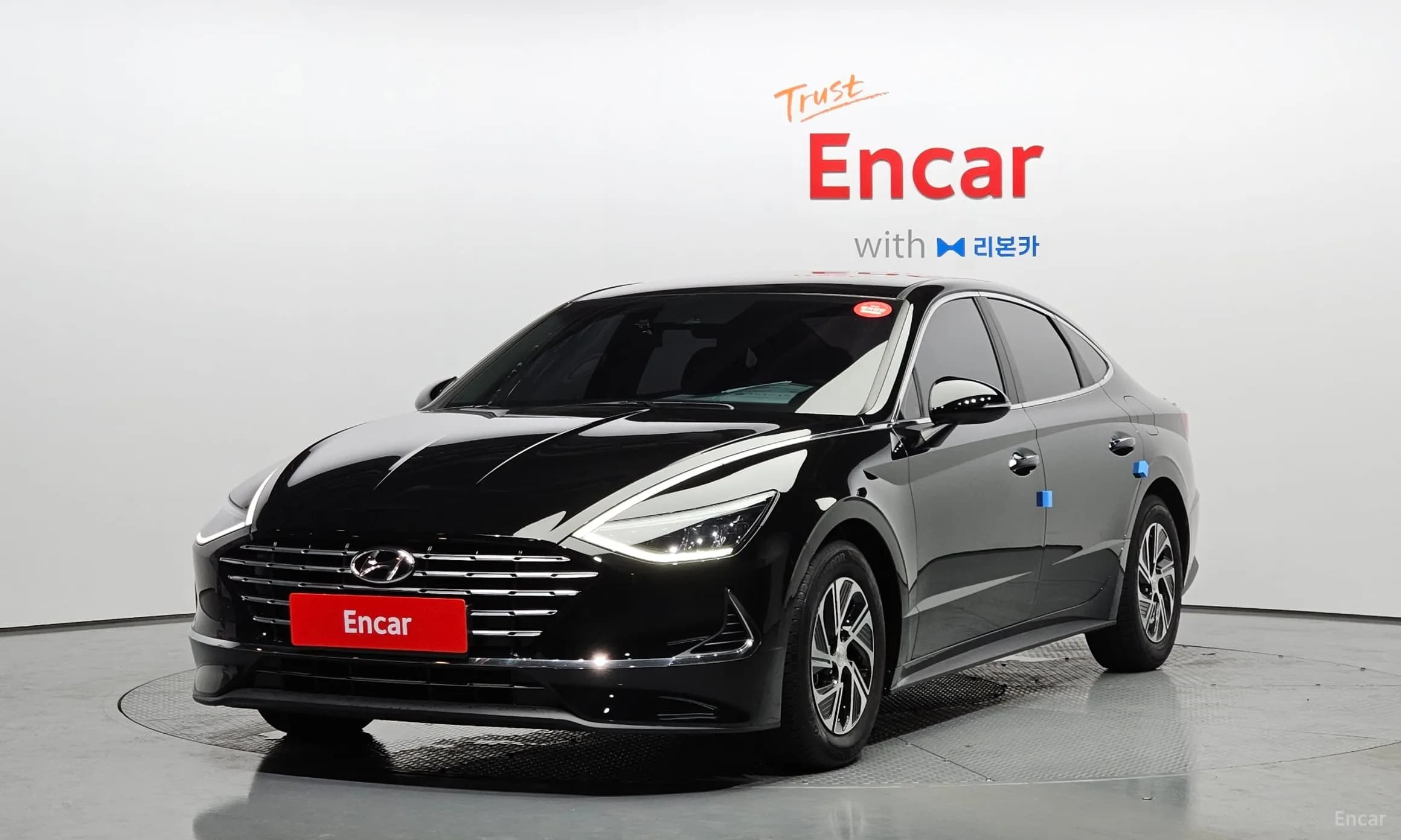 Sonata Hybrid (DN8)