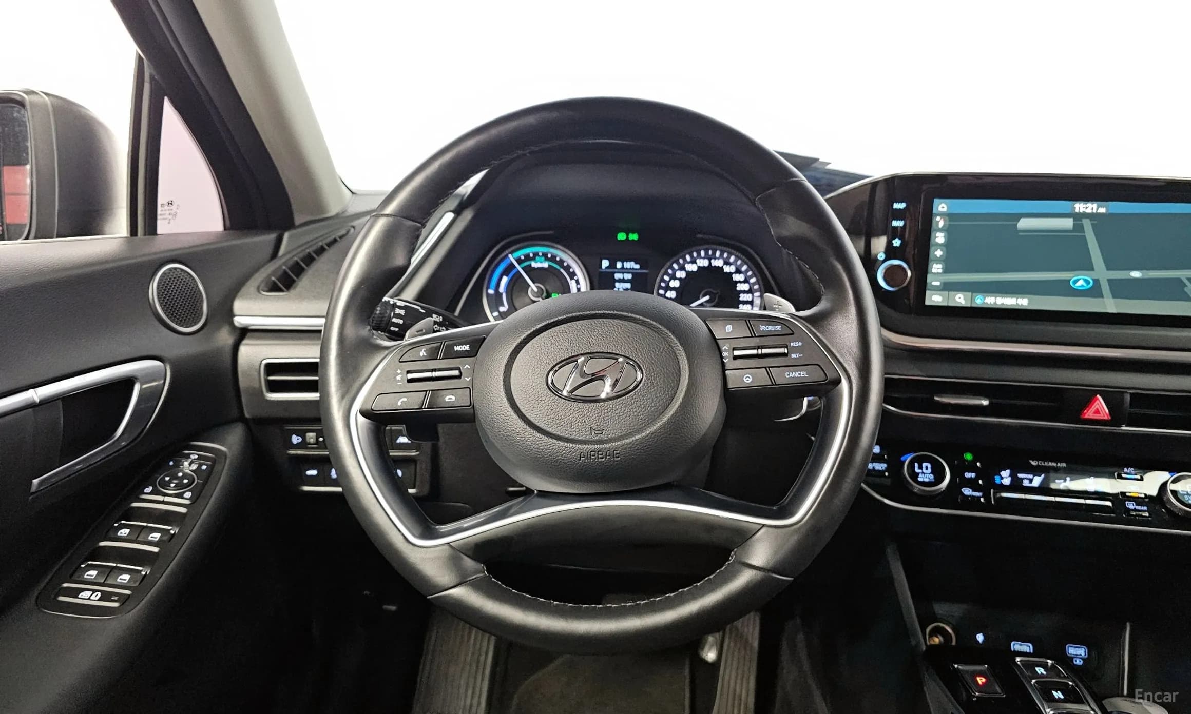 Sonata Hybrid (DN8)