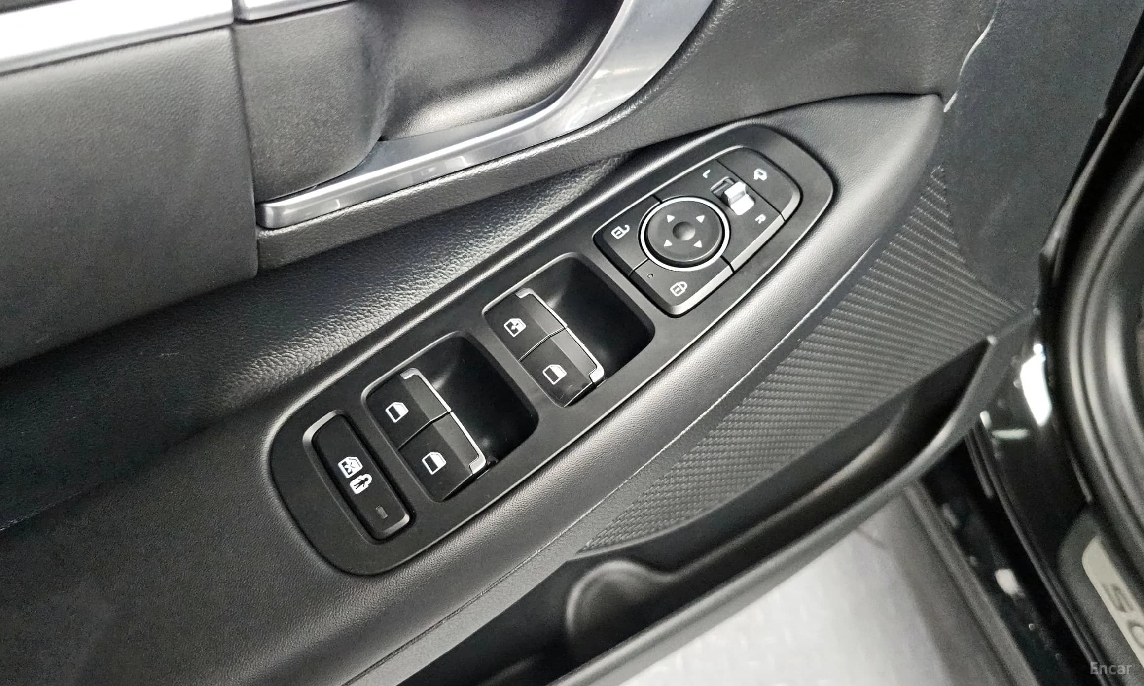Sonata Hybrid (DN8)
