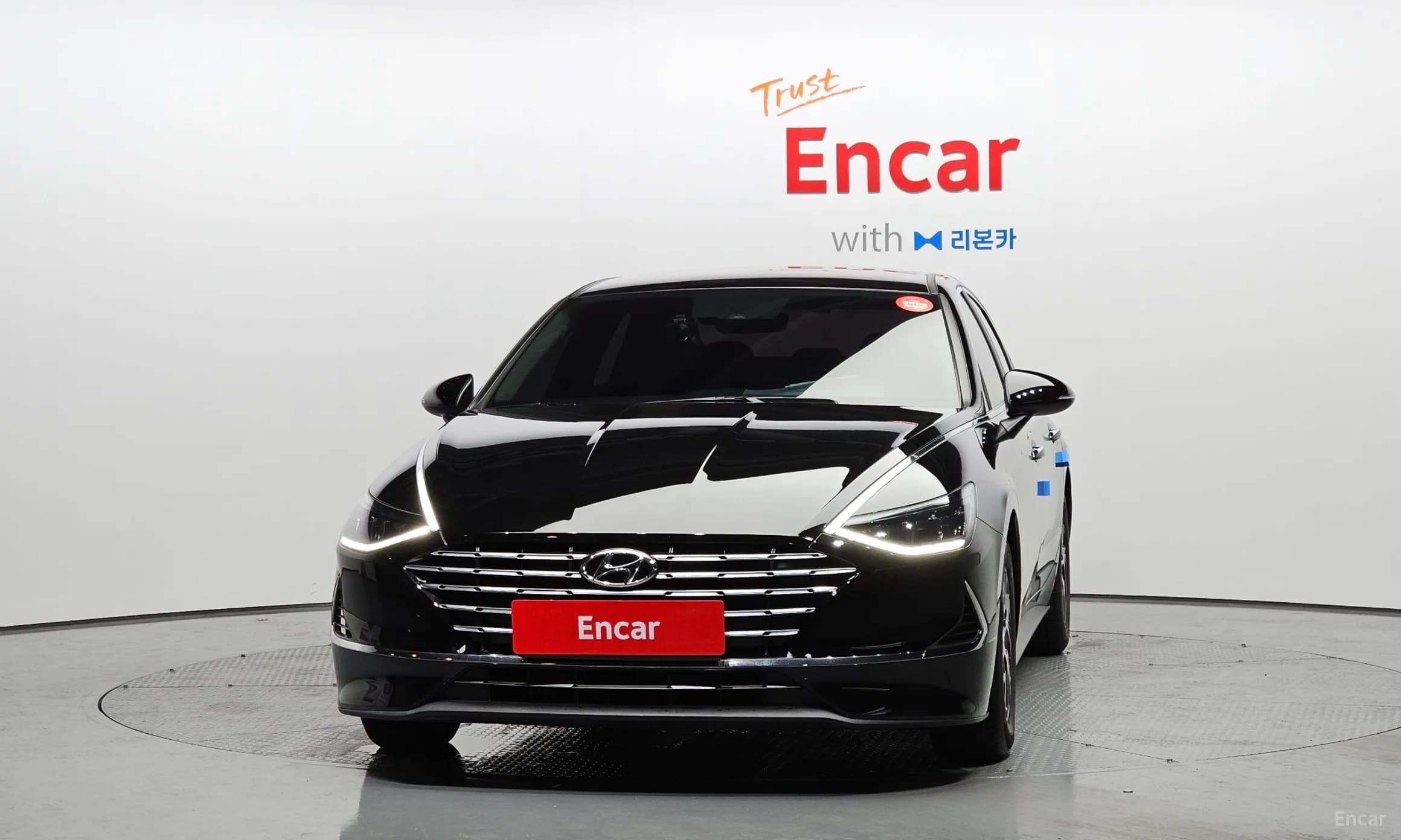 Sonata Hybrid (DN8)