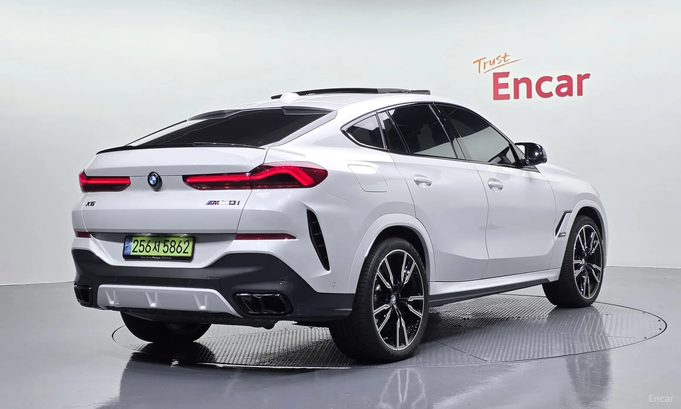 X6 (G06)