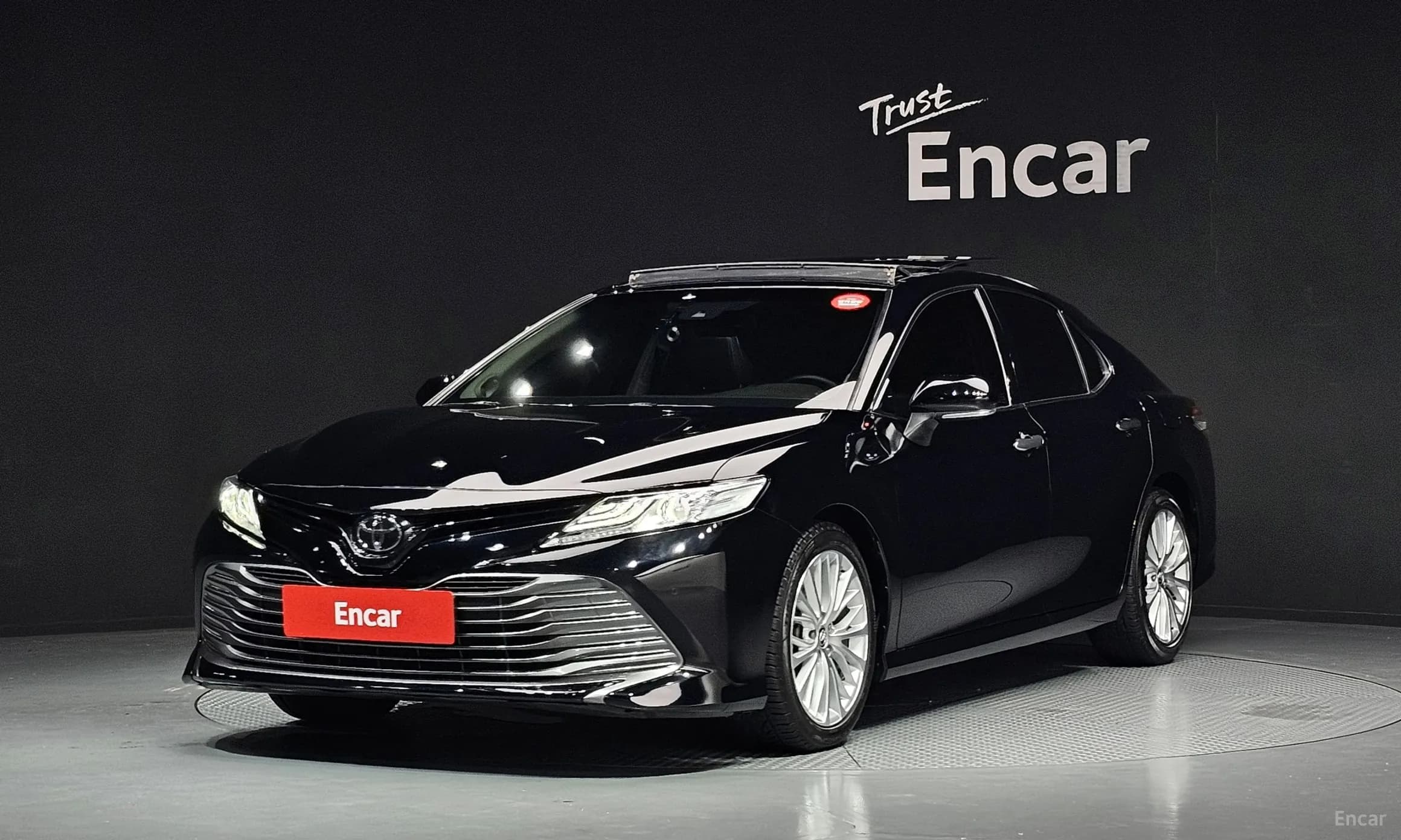 Camry (XV70)