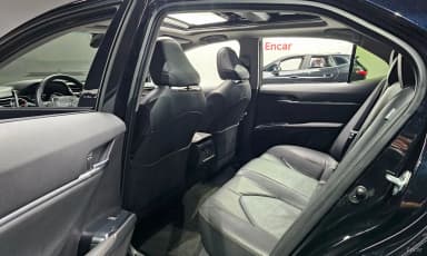 Camry (XV70)