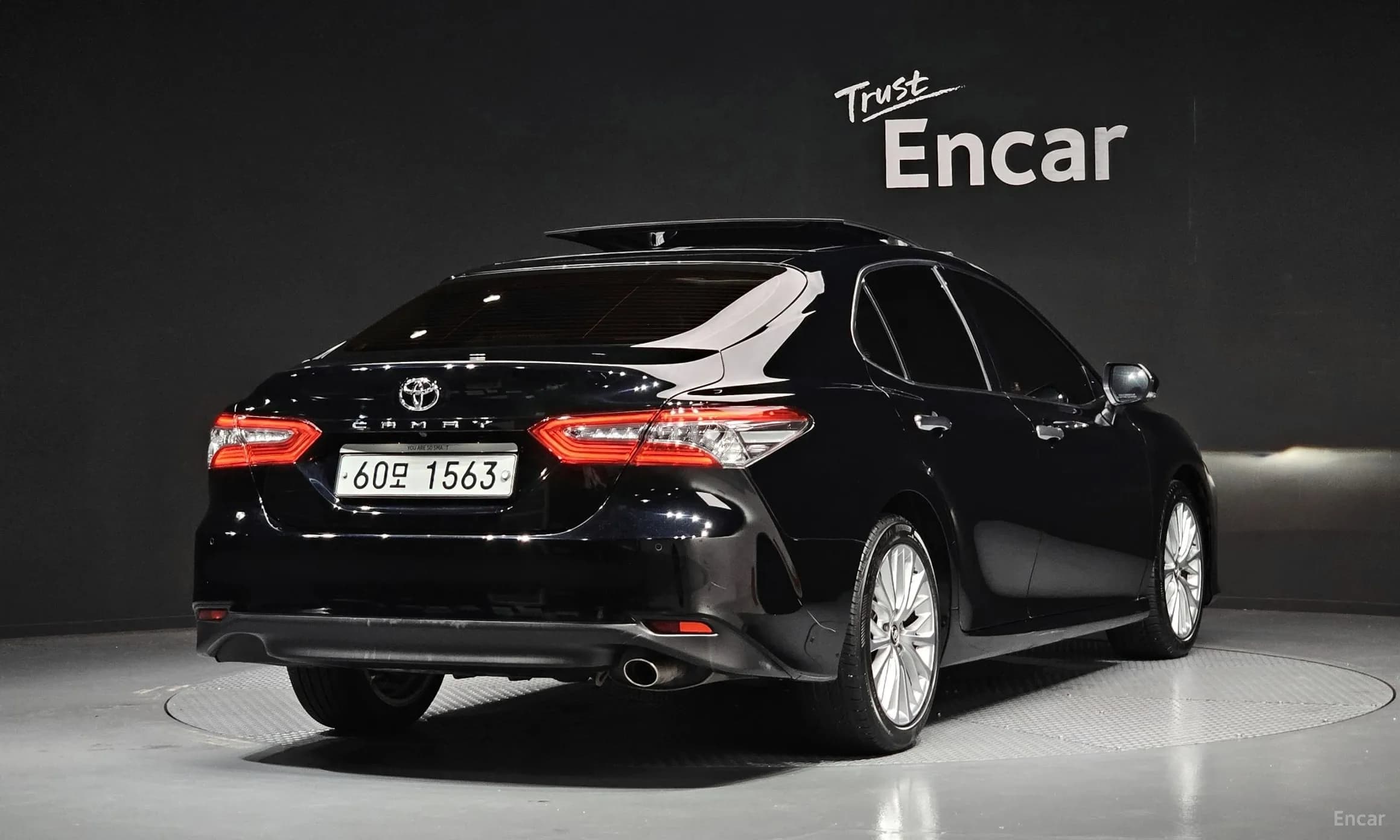 Camry (XV70)