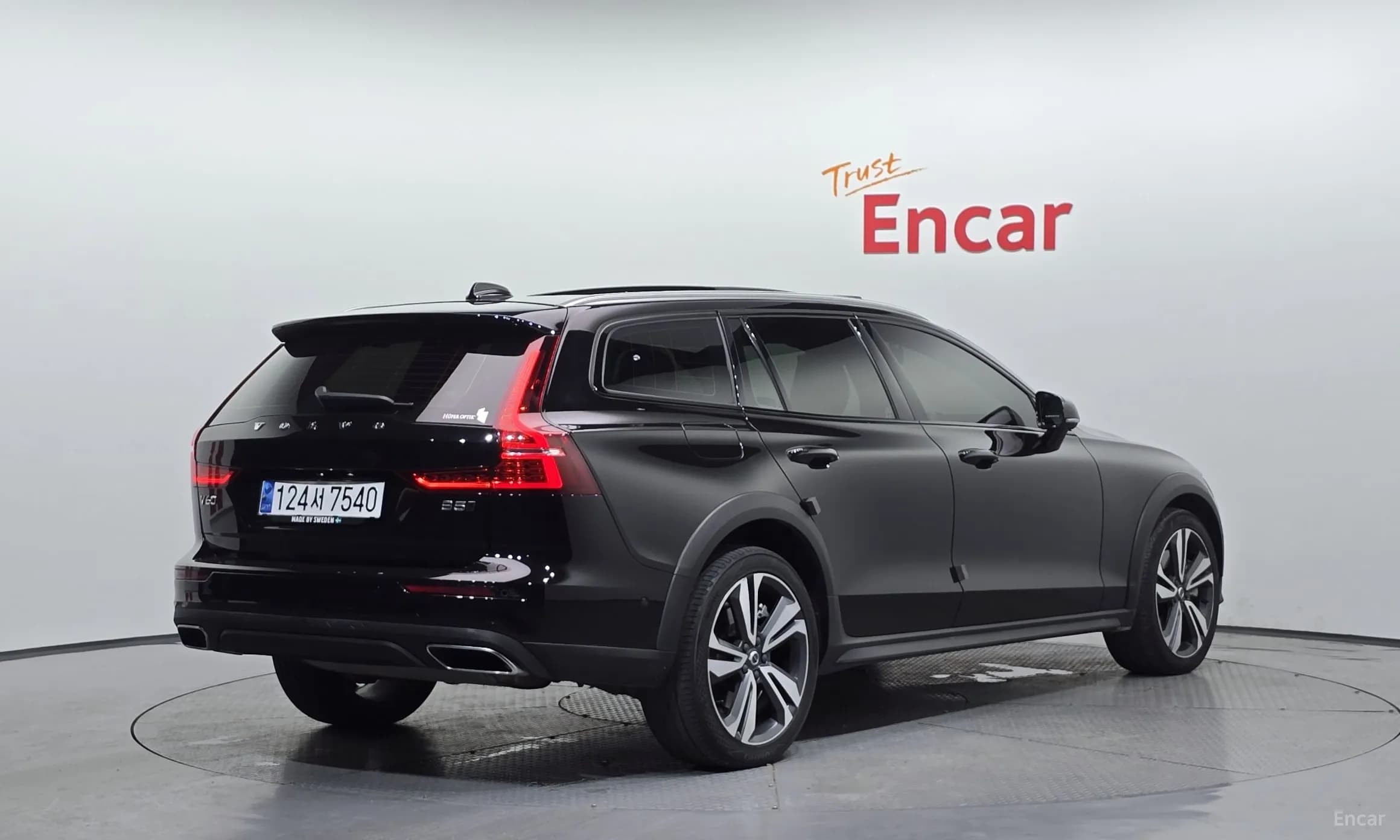 V60 Cross-Country 2nd Generation