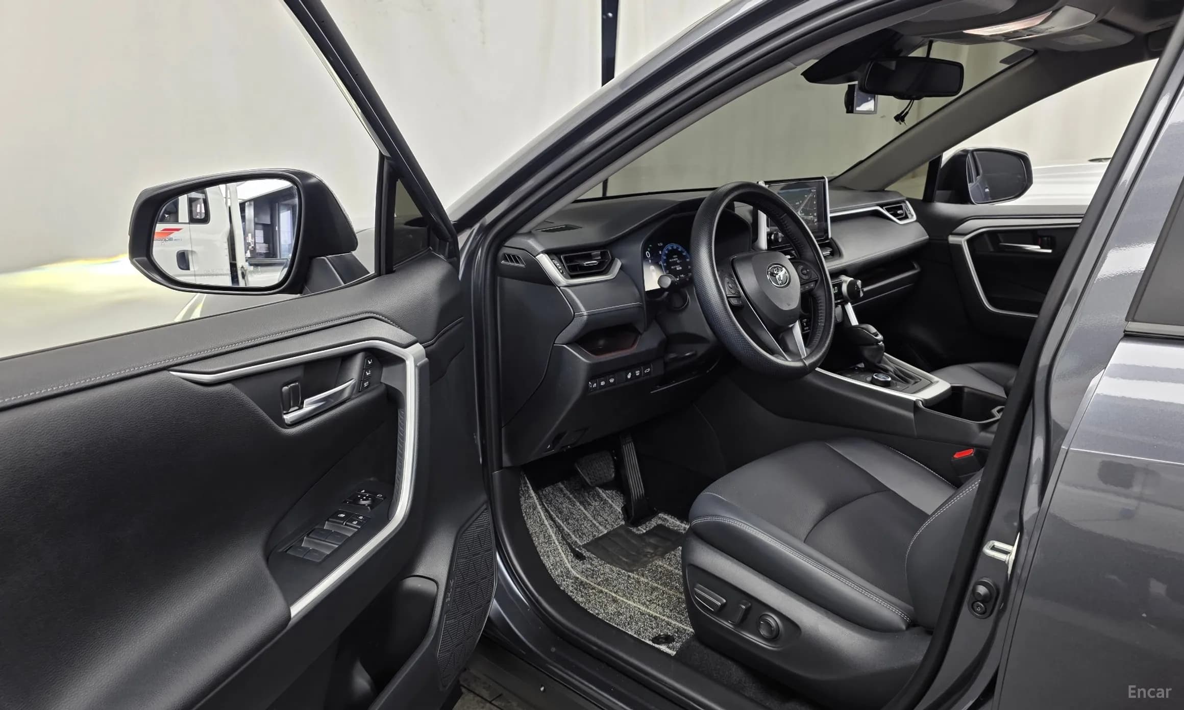 RAV4 5th Generation