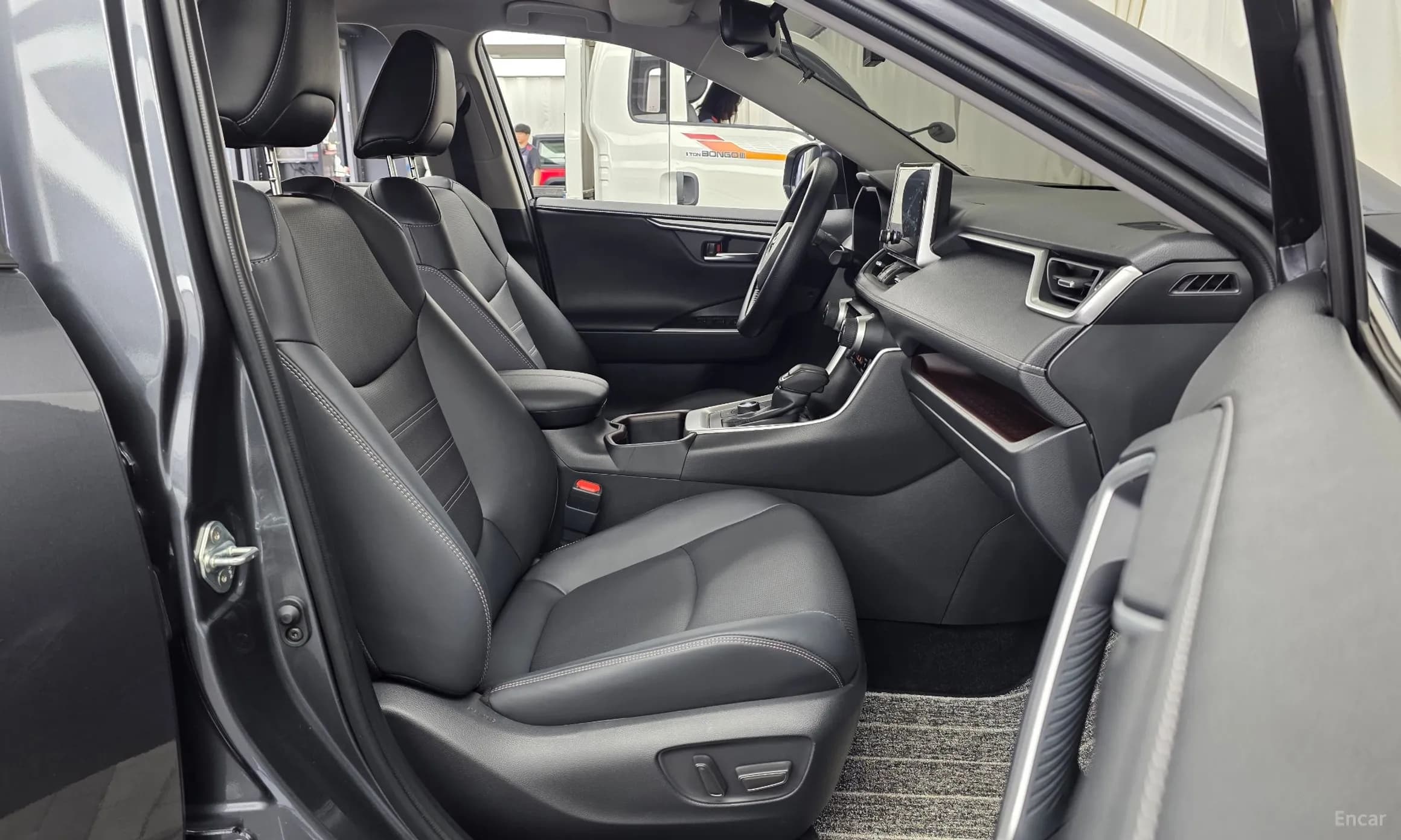 RAV4 5th Generation