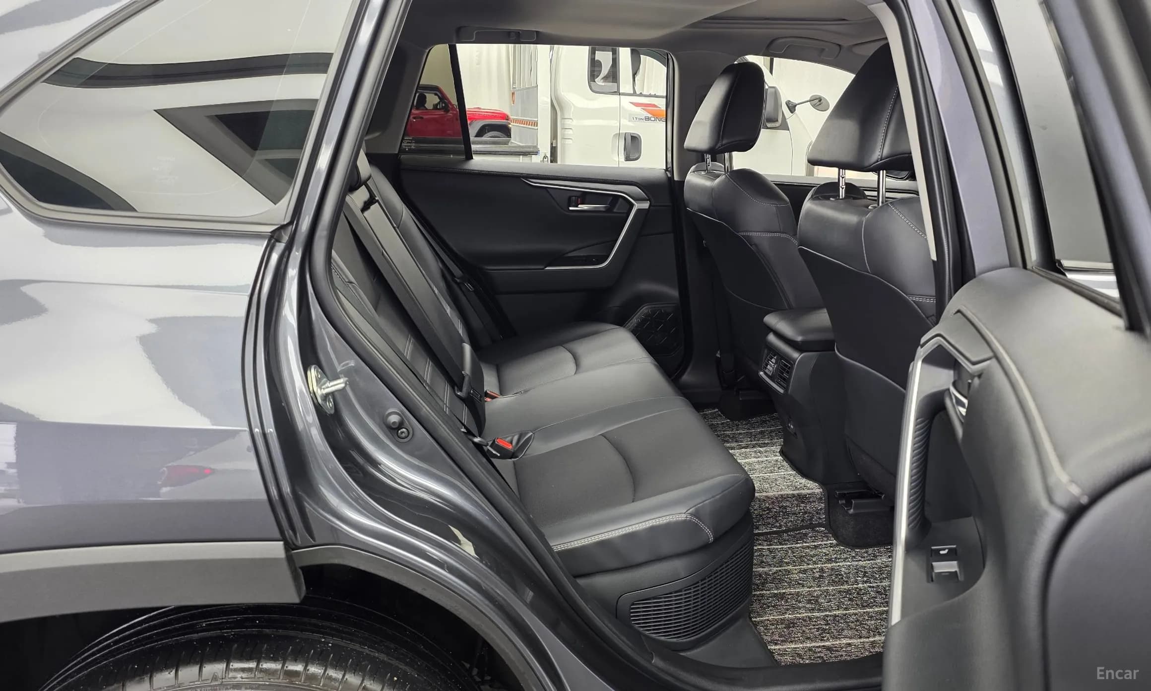 RAV4 5th Generation