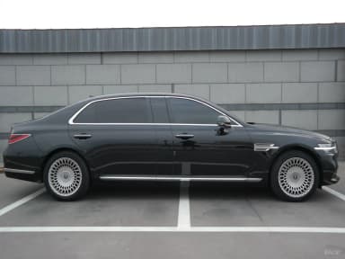 G90