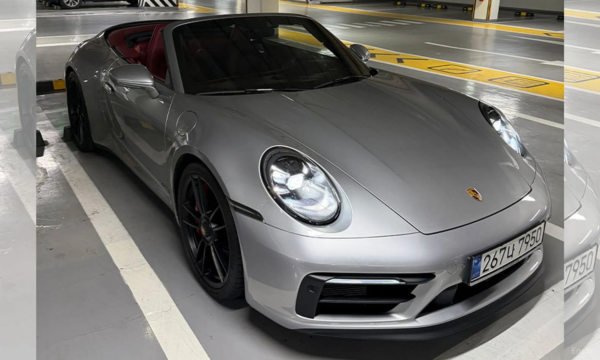 911 (992)