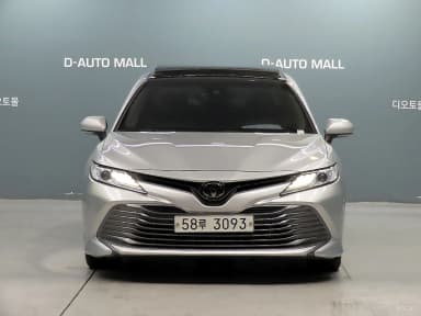 Camry (XV70)