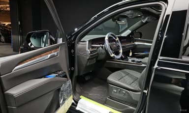 Escalade 5th Generation