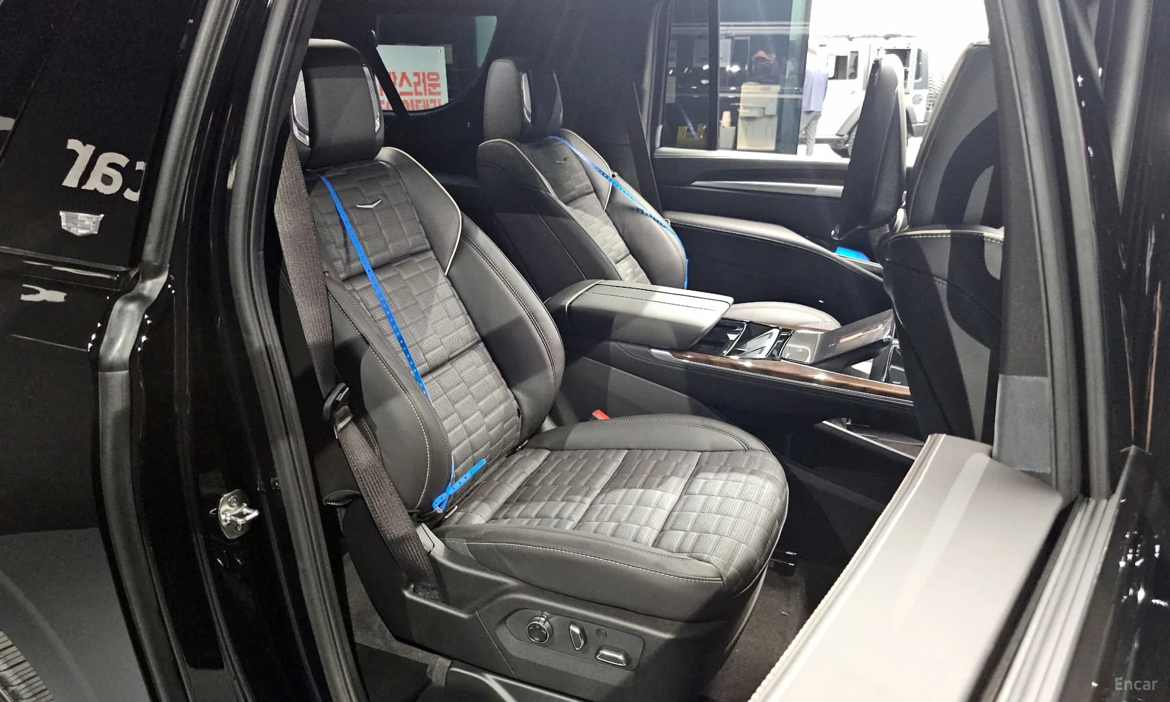 Escalade 5th Generation