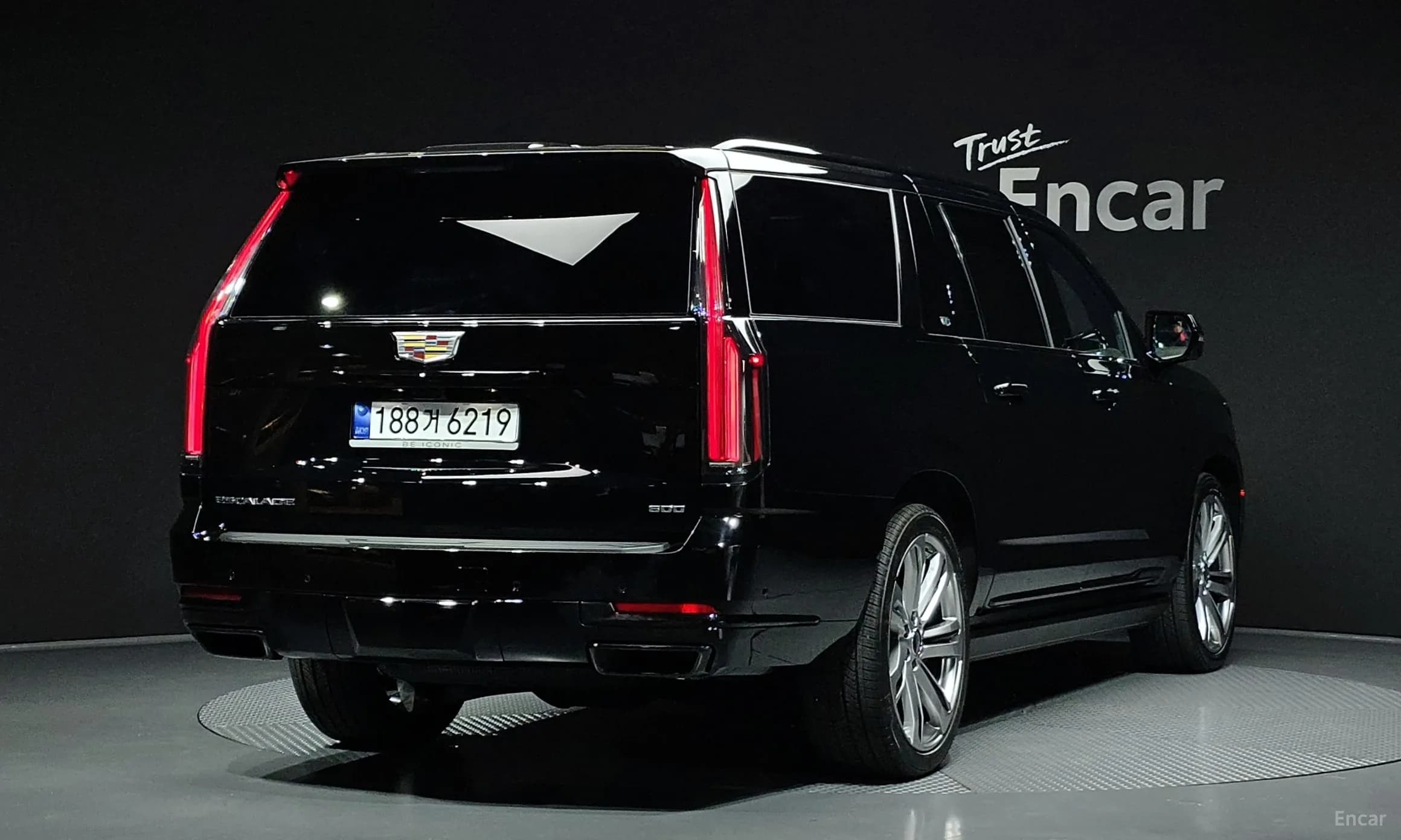 Escalade 5th Generation
