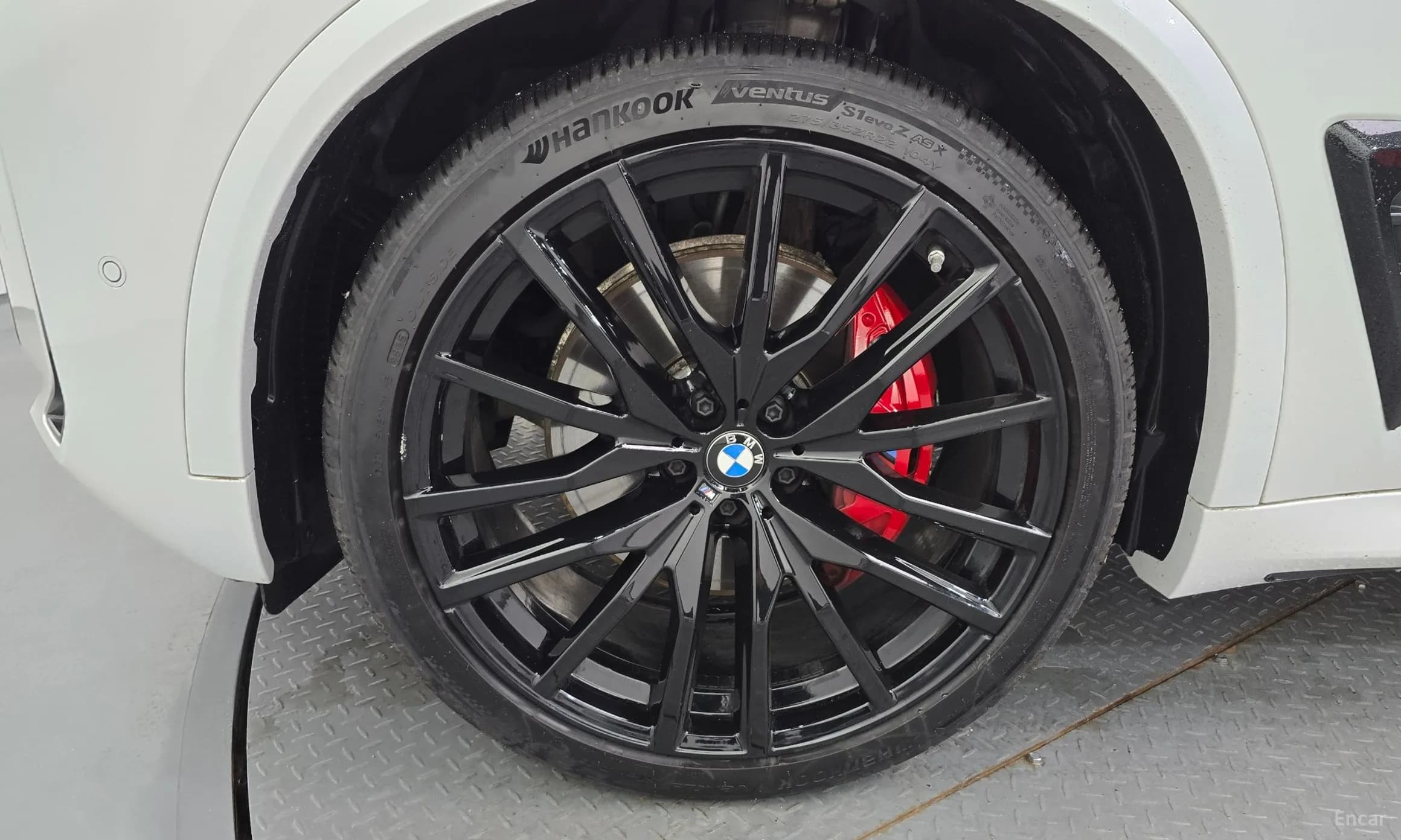 X5 (G05)