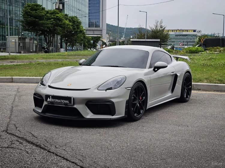 718 Cayman