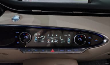 GV70