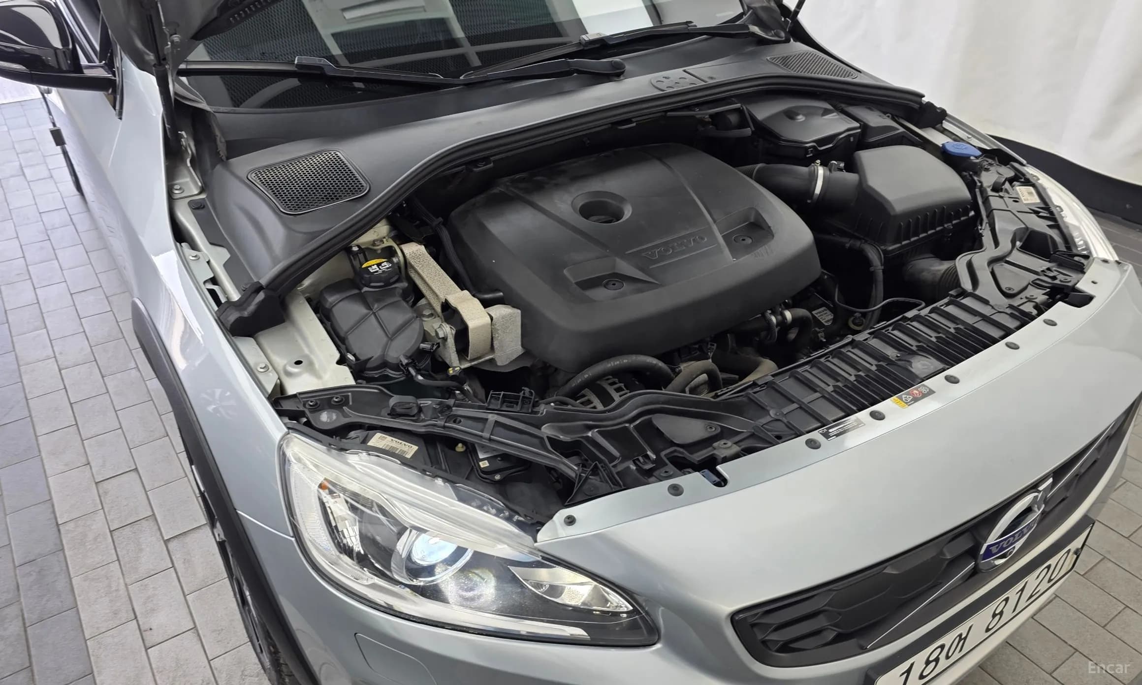 V60 Cross Country